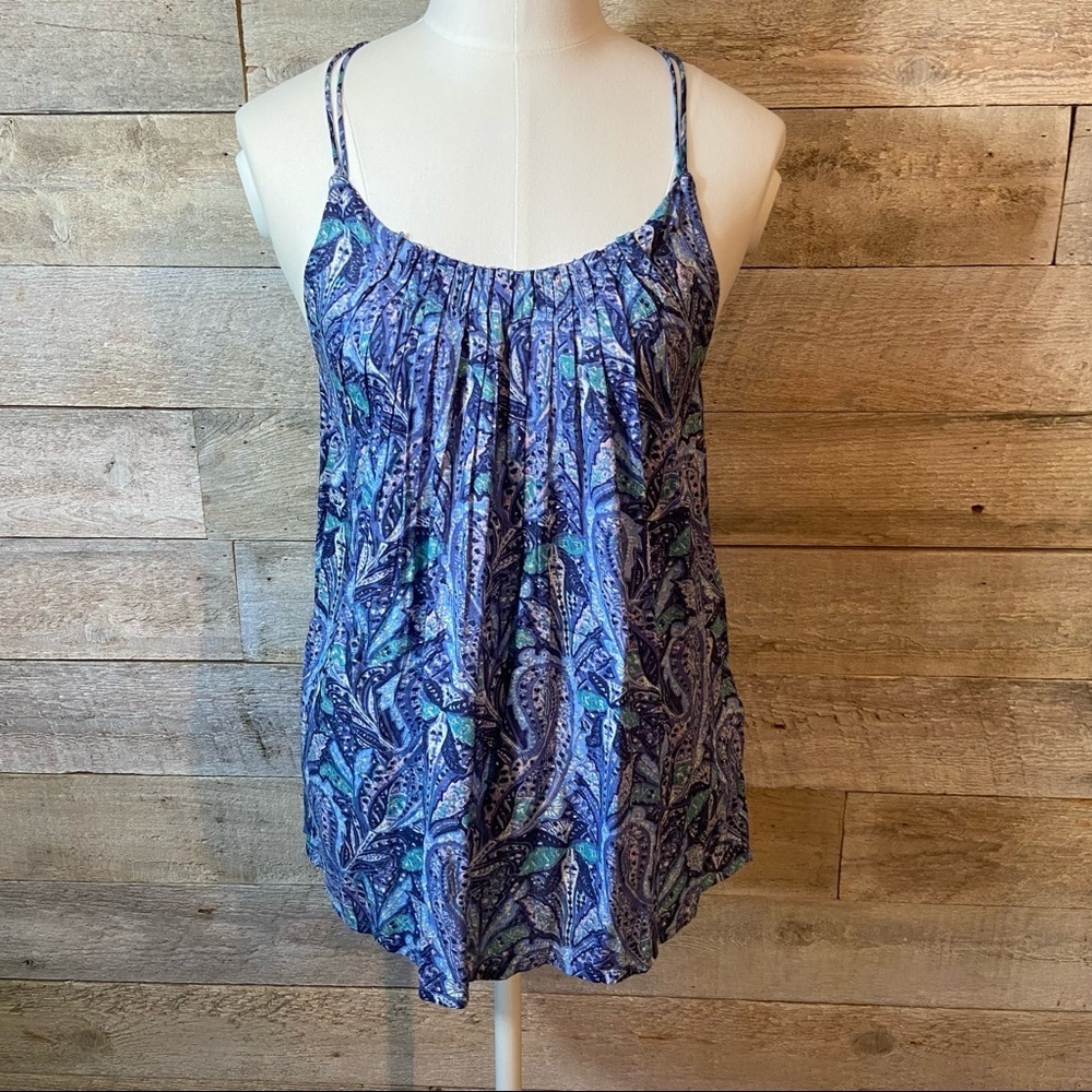 Lucky brand floral tank top in size x-smallโ